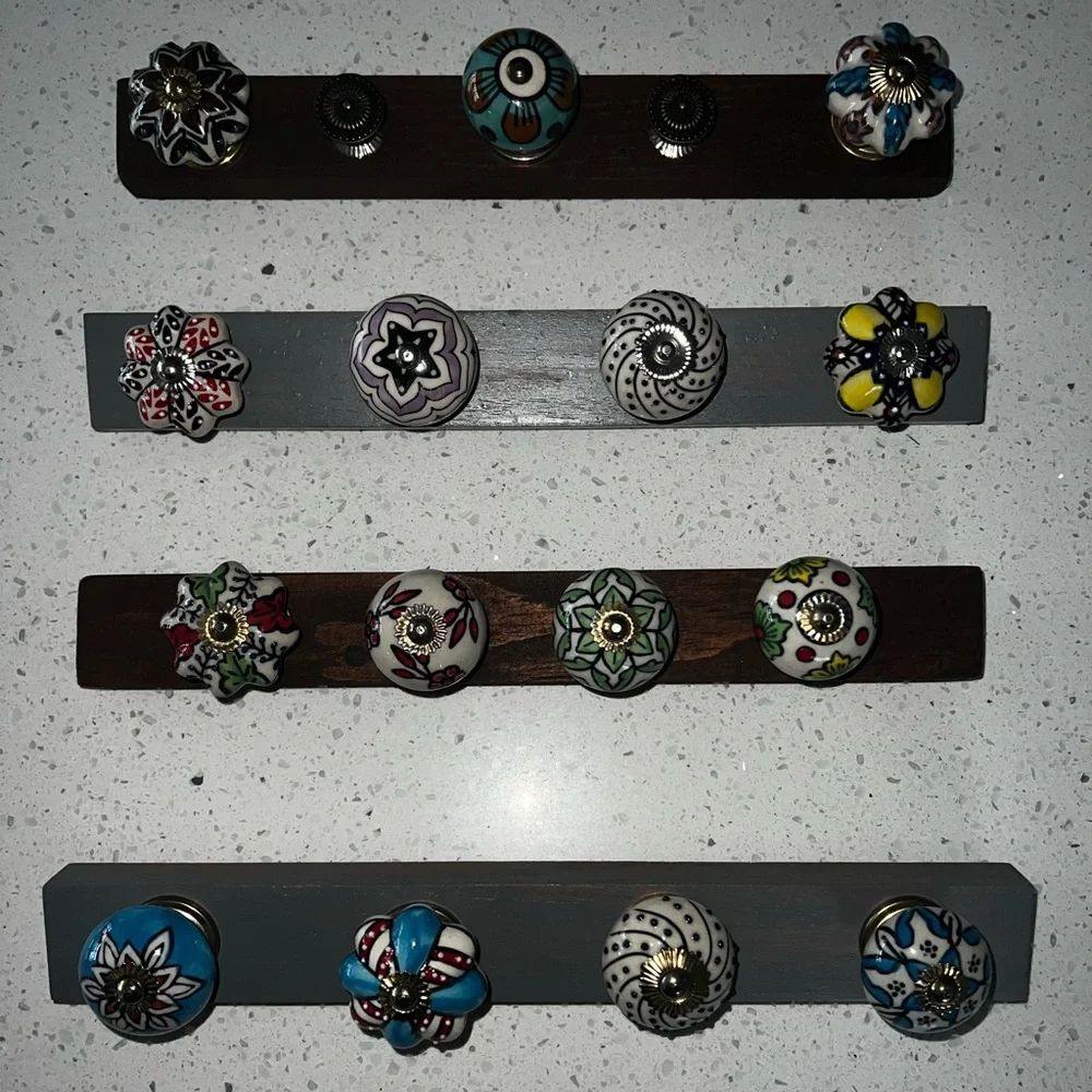 Jewelry Rax (A)